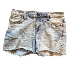 Kut From The Kloth Gidget Frey Shorts Size 4 Light Wash Denim